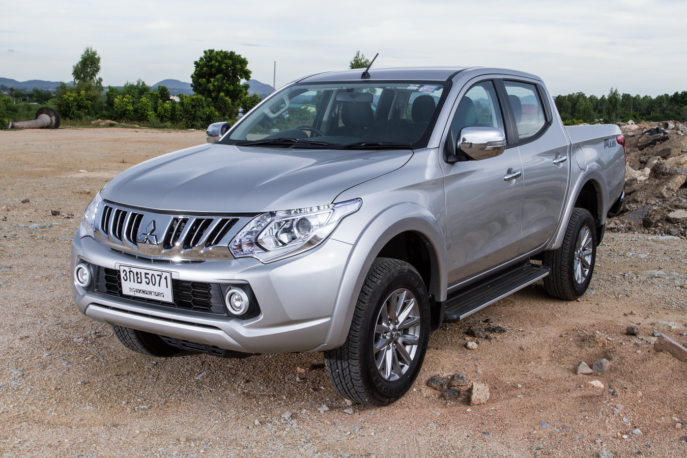 group test MITSUBISHI TRITON 01