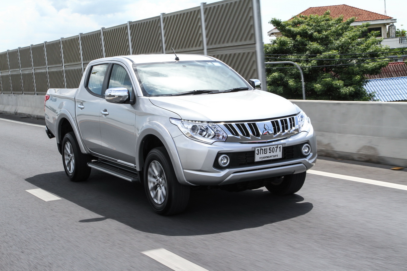 group test MITSUBISHI TRITON 02