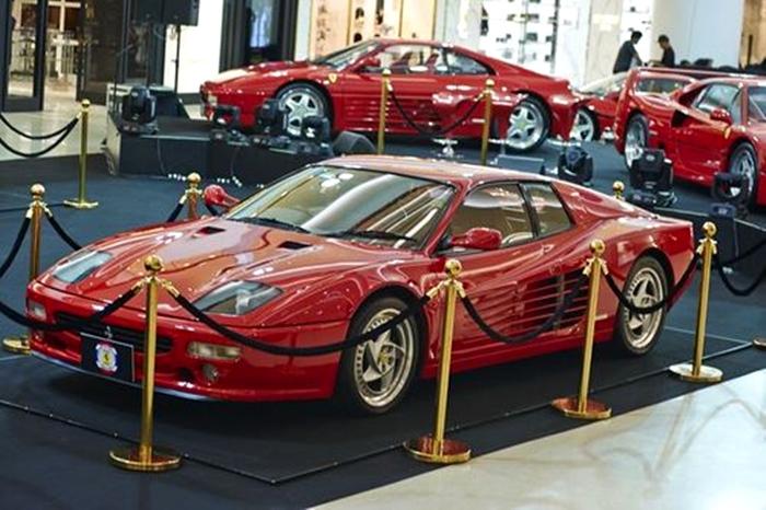 The Classic Ferrari Collection