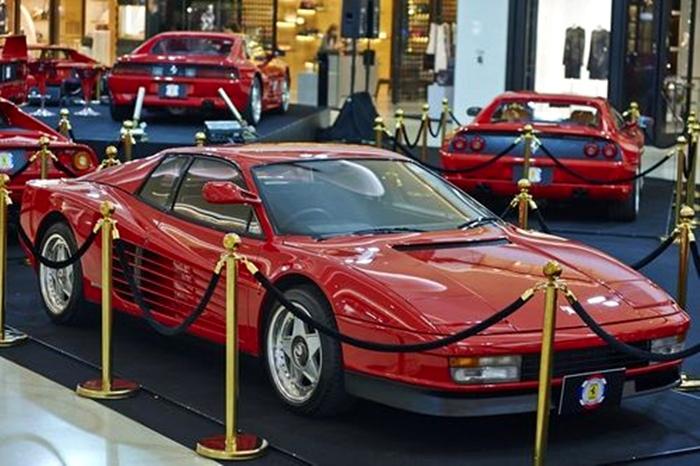 The Classic Ferrari Collection