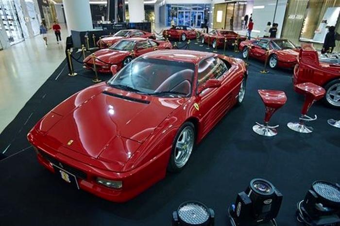 The Classic Ferrari Collection