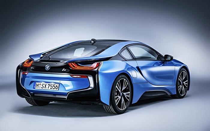 BMW I8