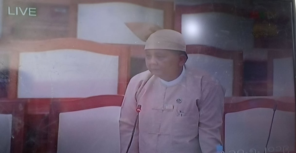 လယ္ယာအလုပ္သမားမ်ားရွားပါးလာမႈေၾကာင့္ စက္ကိရိယာမ်ားကို အေၾကြးစနစ္ျဖင့္ ႏိုင္ငံေတာ္မွႏွစ္ရွည္ အထူးအစီအစဥ္ျဖင့္ေရာင္းခ်ေပးရန္လိုအပ္ေန ဟုလႊတ္ေတာ္တြင္အႀကံျပဳ