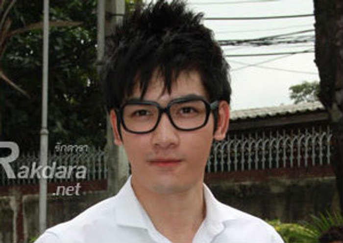 สิงโต สิงหรัตน์ ยิ่งโตก็ยิ่งหล่อ