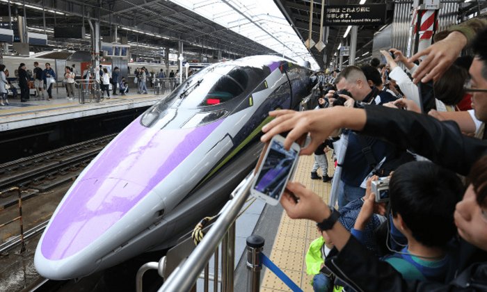 แฟนการ์ตูนเนืองแน่น ร่วมสั่งลารถไฟเที่ยวสุดท้ายของ “Evangelion”