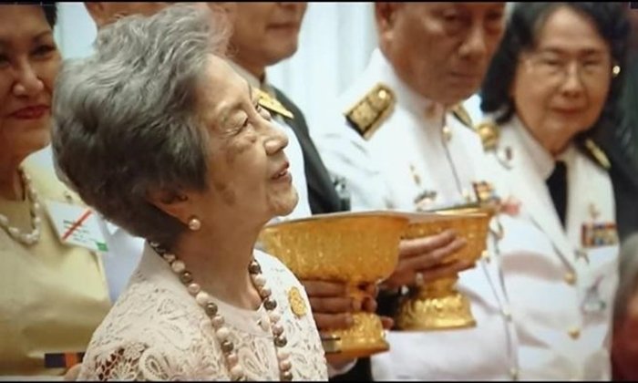 ในหลวง ร.๑๐ รับสั่งถึงพระอาจารย์ "ที่อ่านออกได้เพราะครูทัศนีย์"