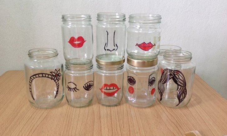 Diy จัดระเบียบเครื่องสำอางบนโต๊ะเครื่องแป้งด้วยขวดโหลเหลือใช้