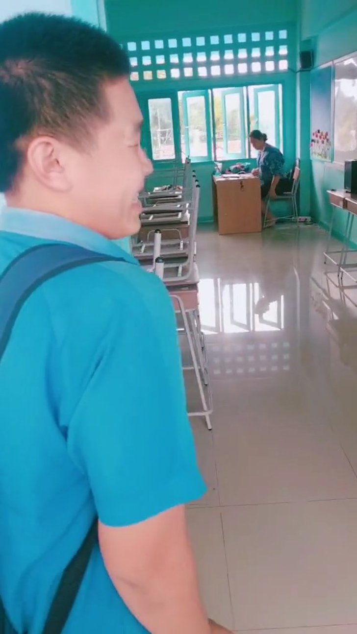 เรียกครูว่าพ่อ เรียกครูว่าพ่อ