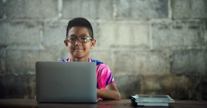 เรียนออนไลน์ “ทางออก” หรือ “ทางตัน” - Sanook