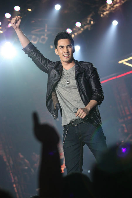 ดิว The Star 9