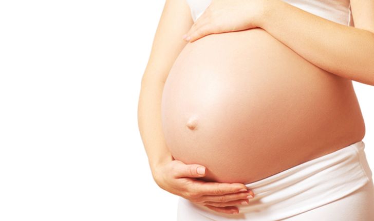 การตั้งครรภ์ในวัยรุ่น ส่งผลต่อแม่และลูกในท้องอย่างไร