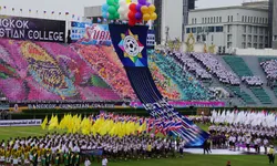 สีสันโรงเรียนมัธยม งานฟุตบอล "จตุรมิตร"