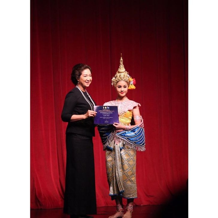 18013759_453377421680580_3020