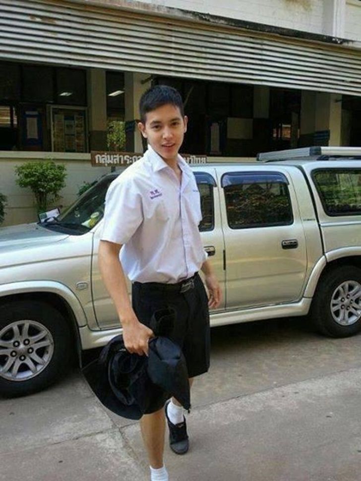 เจมส์ จิรายุ