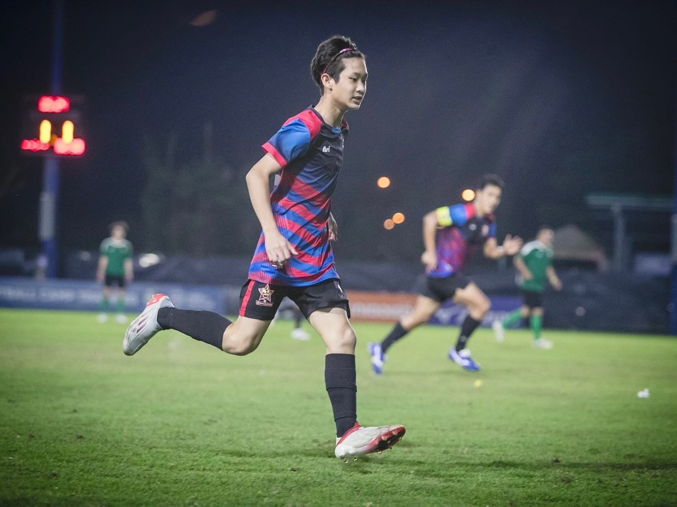 วอร์ม ภาสวัฒน์