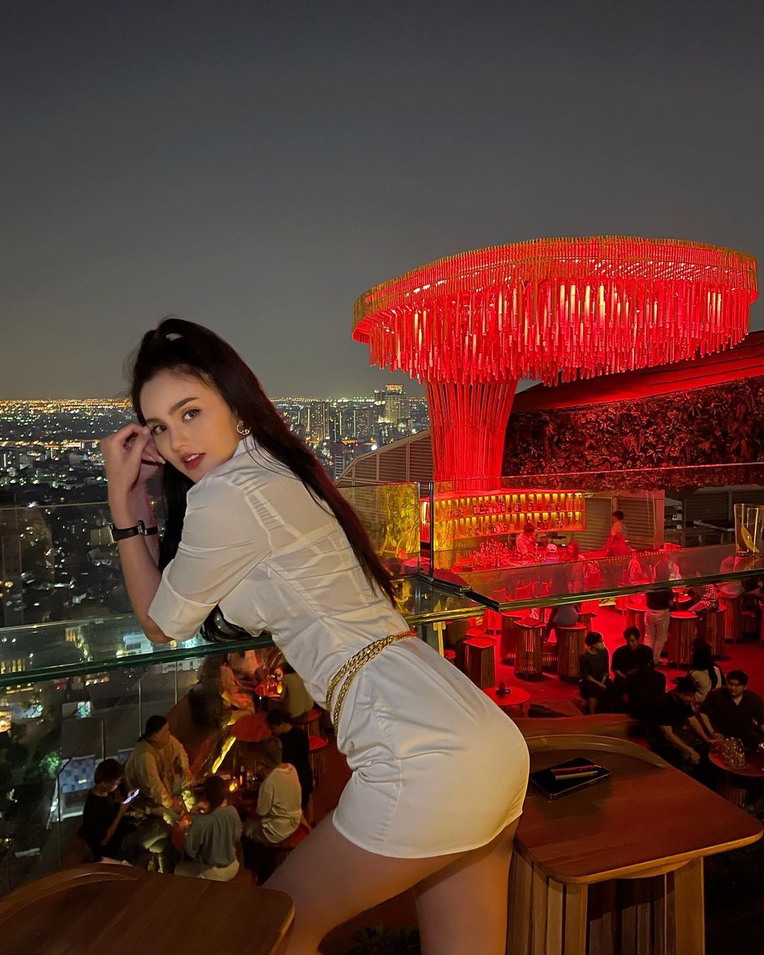 นาย ชนุชตรา