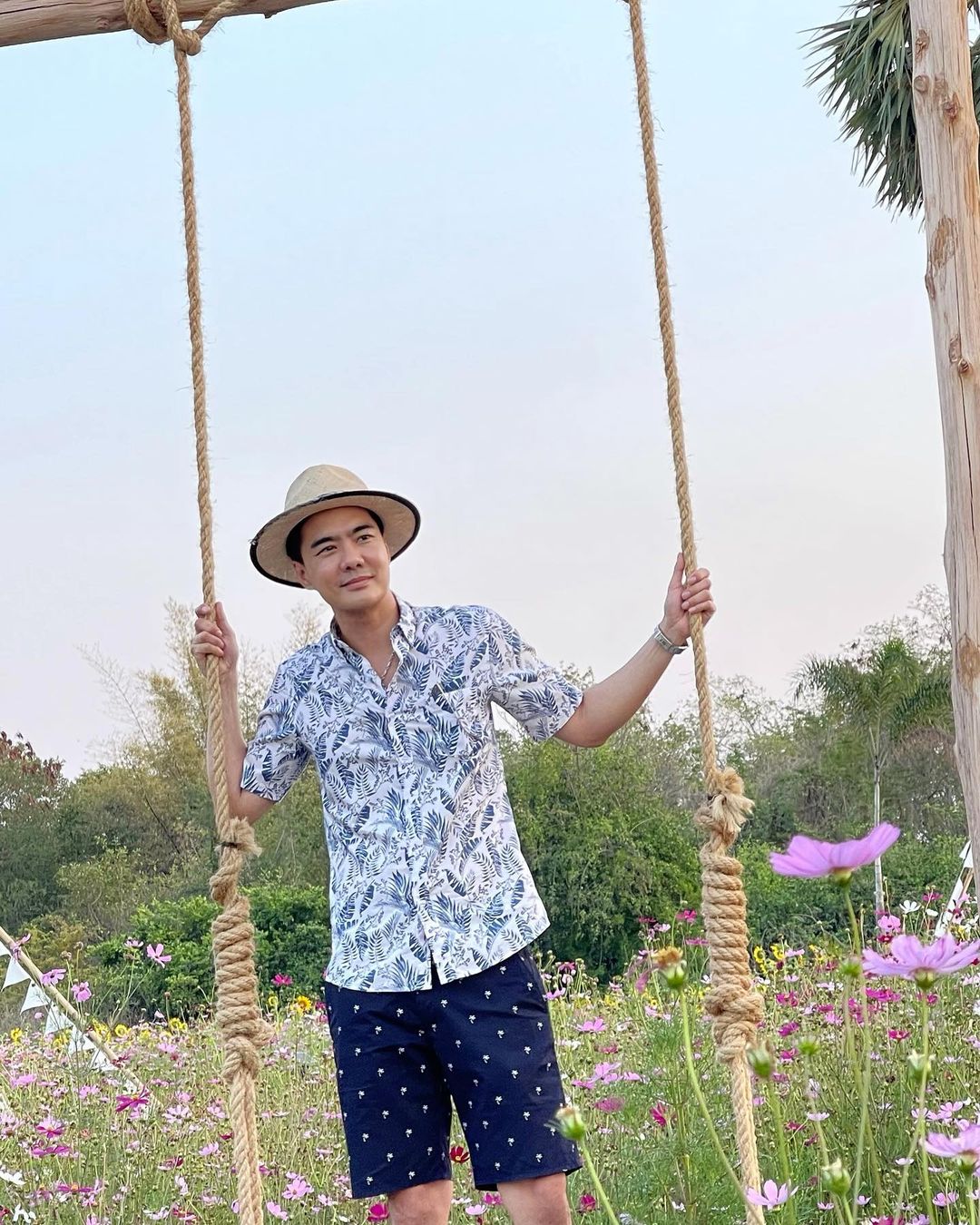 เคลลี่ ธนะพัฒน์