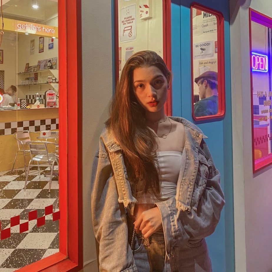 วีวี่ ลูกสาว ต้อม รชนีกร