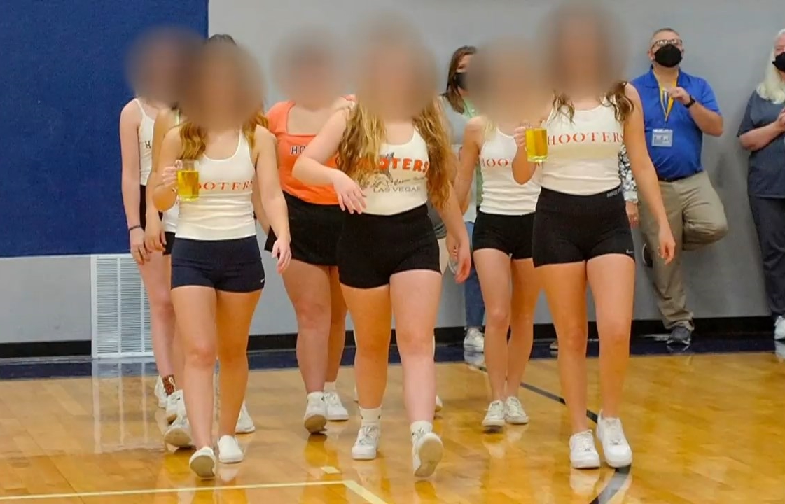 โรงเรียนมัธยมปลายฮาซาร์ด