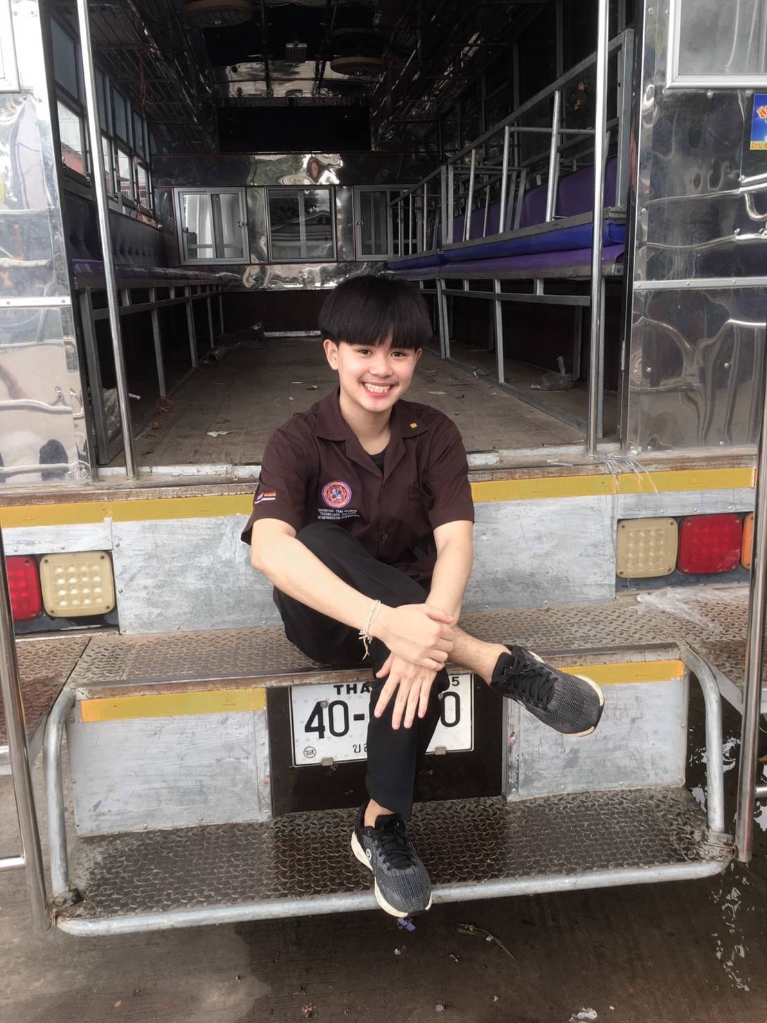 น้องเอิร์ท ลูกหาบ