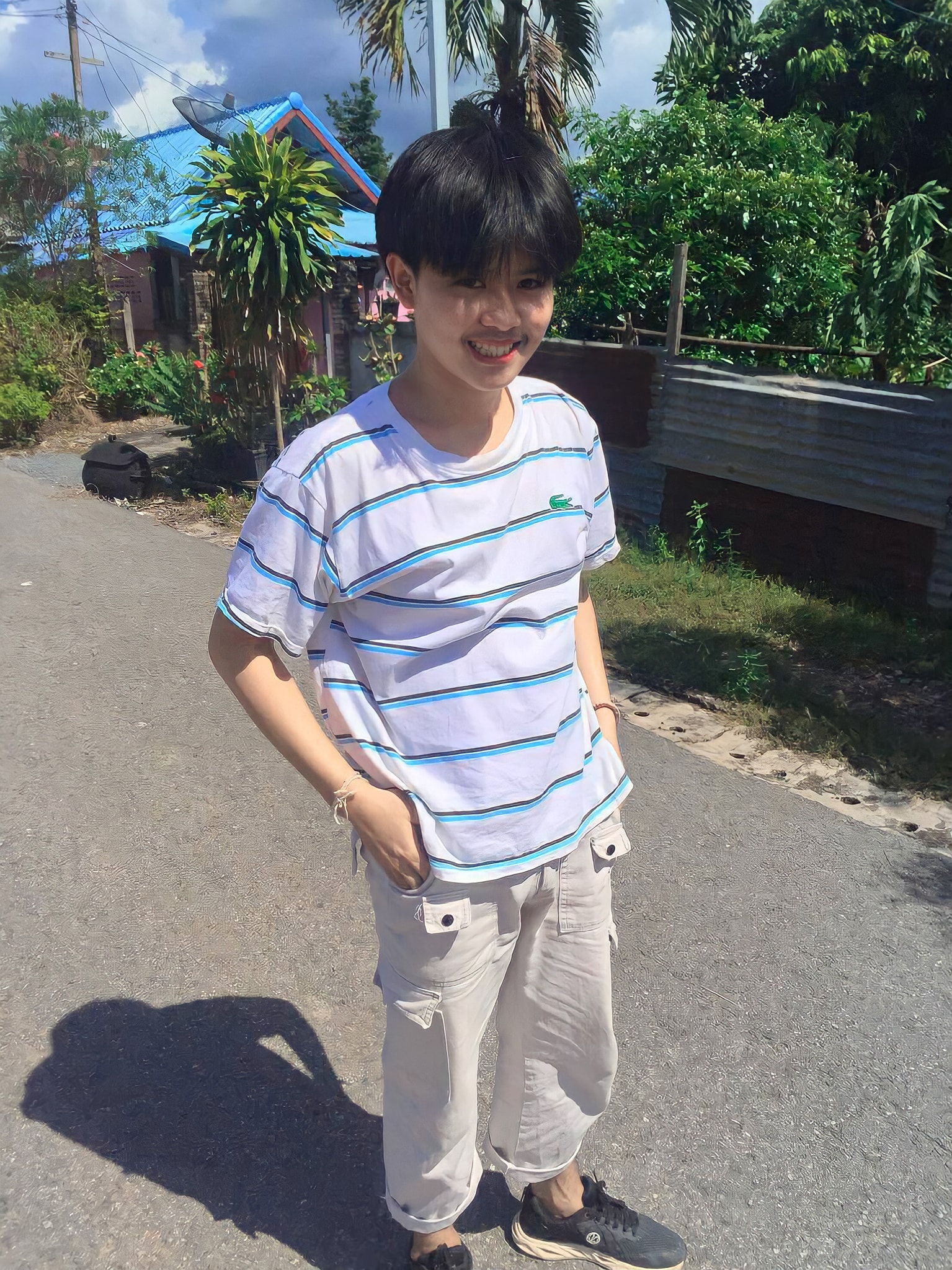 น้องเอิร์ท ลูกหาบ