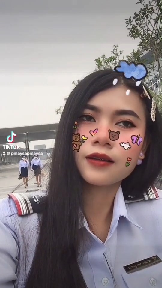 คนขับรถเมล์สวย