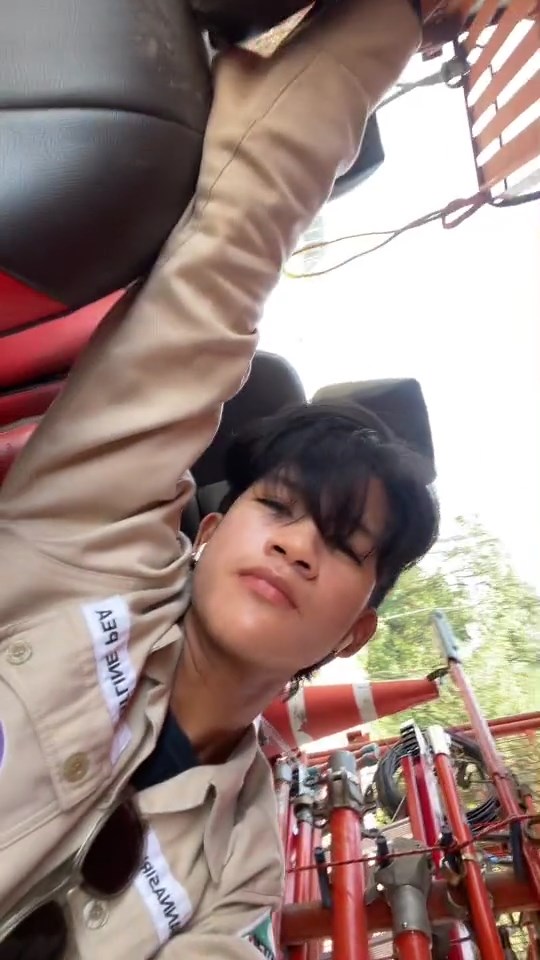 ช่างไฟหล่อบอกต่อด้วย