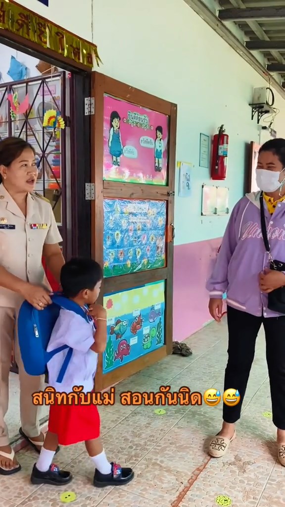 snaptik_7142422522229820699.m_2