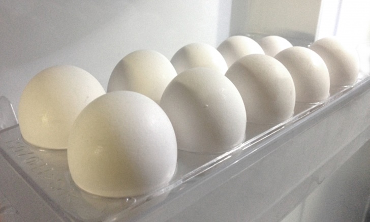 5 เคล็ดลับญี่ปุ่นเกี่ยวกับ “การเก็บไข่ในตู้เย็น” ให้อยู่ได้นาน