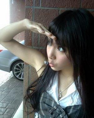 มาดูดาราทำหน้าตาแอ็บแบ๊วกันเถอะ