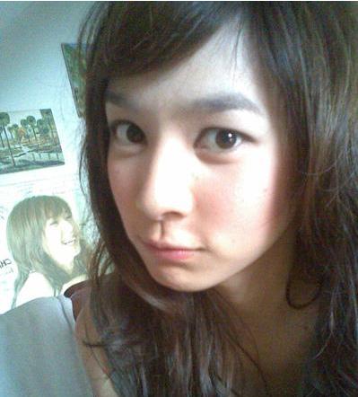 มาดูดาราทำหน้าตาแอ็บแบ๊วกันเถอะ