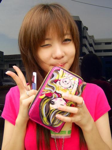 มาดูดาราทำหน้าตาแอ็บแบ๊วกันเถอะ