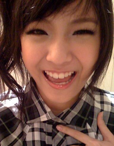 มาดูดาราทำหน้าตาแอ็บแบ๊วกันเถอะ