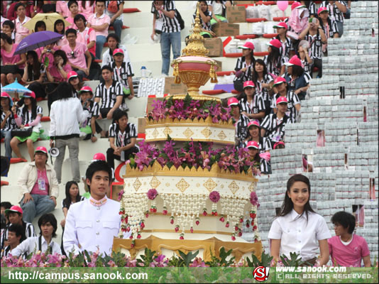 ภาพสีสัน บรรยายกาศ งานฟุตบอลประเพณี จุฬาฯ-ธรรมศาสตร์ ครั้งที่66