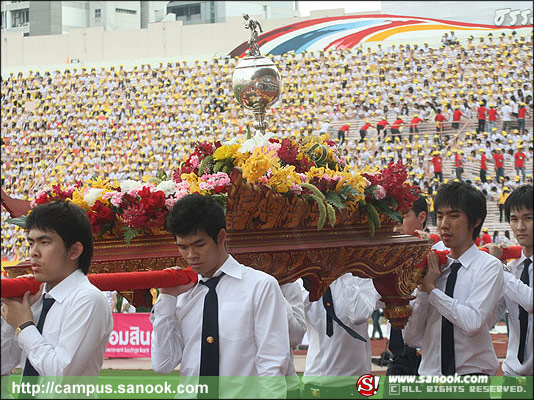 ภาพสีสัน บรรยายกาศ งานฟุตบอลประเพณี จุฬาฯ-ธรรมศาสตร์ ครั้งที่66