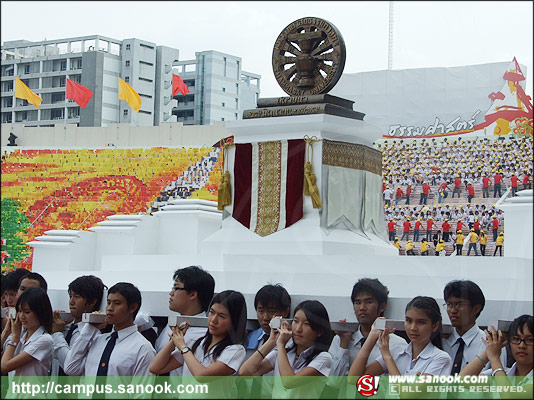 ภาพสีสัน บรรยายกาศ งานฟุตบอลประเพณี จุฬาฯ-ธรรมศาสตร์ ครั้งที่66