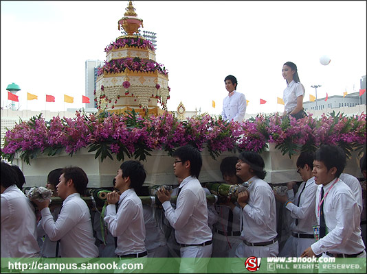 ภาพสีสัน บรรยายกาศ งานฟุตบอลประเพณี จุฬาฯ-ธรรมศาสตร์ ครั้งที่66