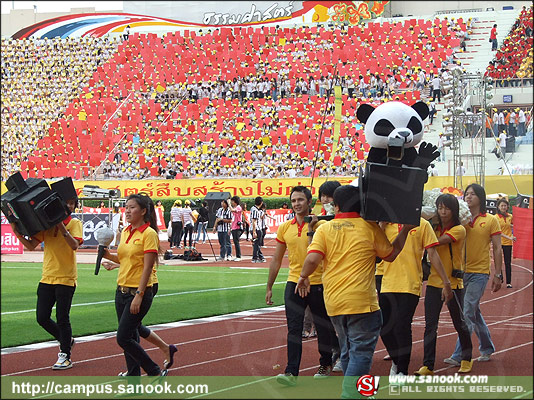 ภาพสีสัน บรรยายกาศ งานฟุตบอลประเพณี จุฬาฯ-ธรรมศาสตร์ ครั้งที่66