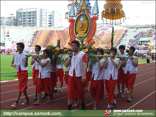 ภาพสีสัน บรรยายกาศ งานฟุตบอลประเพณี ธรรมศาสตร์-จุฬาฯ ครั้งที่65