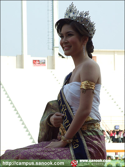 ภาพสีสัน บรรยายกาศ งานฟุตบอลประเพณี ธรรมศาสตร์-จุฬาฯ ครั้งที่65