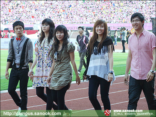 ภาพสีสัน บรรยายกาศ งานฟุตบอลประเพณี ธรรมศาสตร์-จุฬาฯ ครั้งที่65