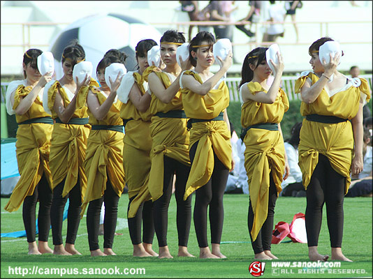 ภาพสีสัน บรรยายกาศ งานฟุตบอลประเพณี ธรรมศาสตร์-จุฬาฯ ครั้งที่65