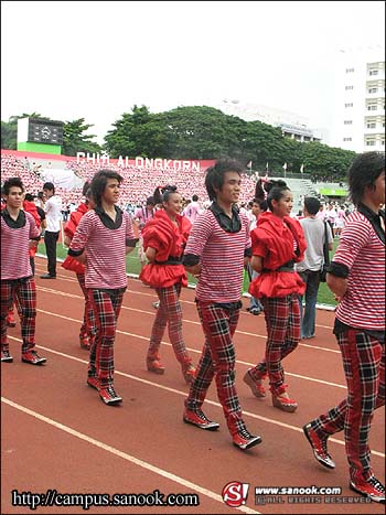 รวมภาพเด็ดงานบอลประเพณี