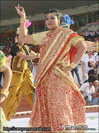 รวมภาพเด็ดงานบอลประเพณี