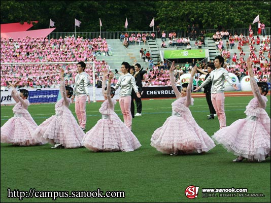 รวมภาพเด็ดงานบอลประเพณี