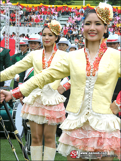 รวมภาพเด็ดงานบอลประเพณี