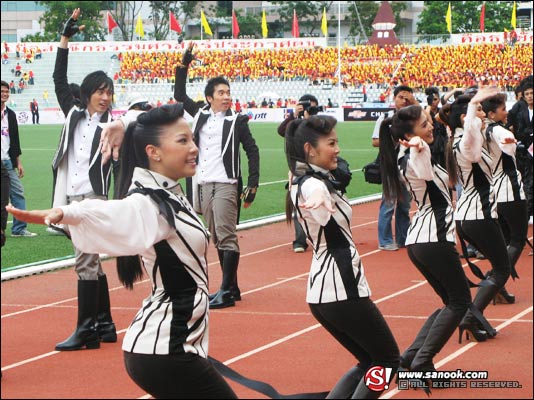 รวมภาพเด็ดงานบอลประเพณี