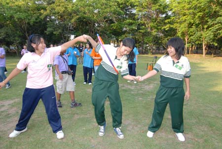 โครงการโดนใจ ของน้องๆ แฟนต้ายุวทูต