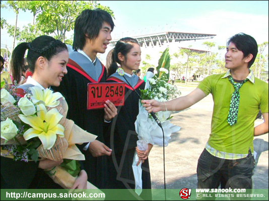 เป๊ก-เปรมณัช รับพระราชทานปริญญาบัตร