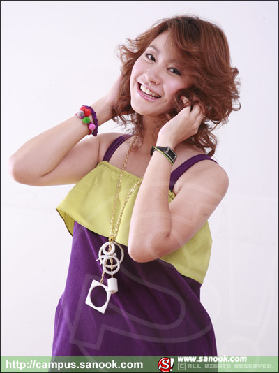 พลอย ณัชชา ชาติละออง คณะวารสารศาสตร์ มหาวิทยาลัยธรรมศาสตร์